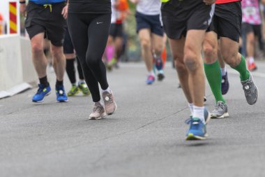 Gri havalarda Stockholm Maratonu ve bazı yağışlar