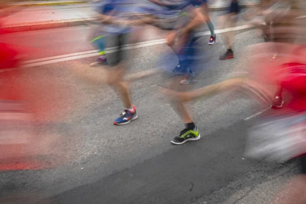 Stockholm Marathon i gråt vejr og lidt nedbør - Stock-foto