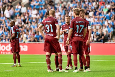 Tele2 arenada dif ve MFF arasındaki futbol oyunu