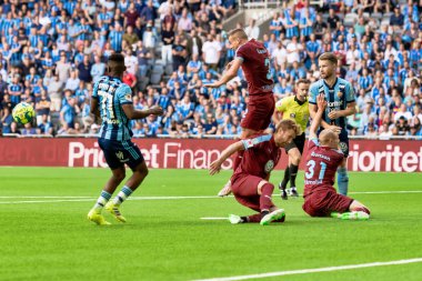 Tele2 arenada dif ve MFF arasındaki futbol oyunu