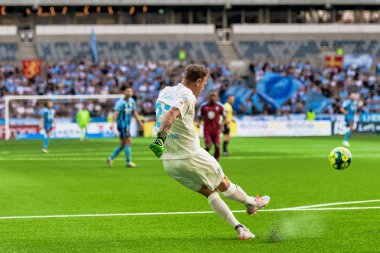 Tele2 arenada dif ve MFF arasındaki futbol oyunu