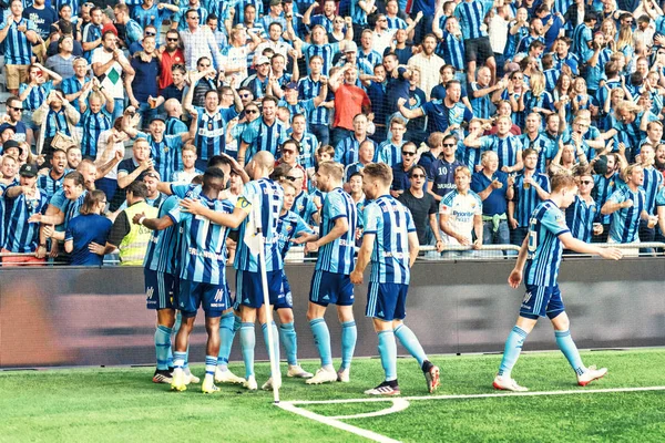 Jesper Karlstrom (DIF) scores the equalizer between DIF and MFF at Tele2 Arena — Stock Photo, Image