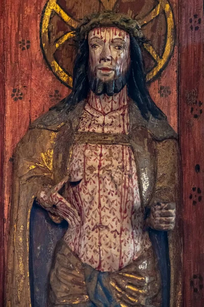 アベロ教会内の木製の彫像 — ストック写真