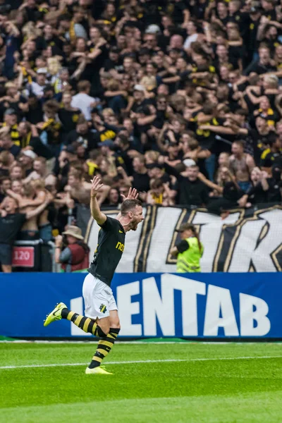 Solna'daki Friends Arena'da Aik ve Dif arasında futbol derbisi — Stok fotoğraf