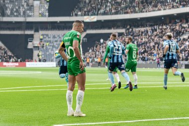 Djurdjiç (Hif) derbi futbol maçında kısa şort giydi