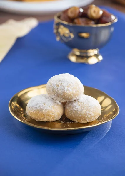 Dulce Eid Fitr Galletas, Musulmanes Menores vacaciones dulces tradicionales — Foto de Stock