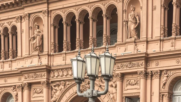 Buenos Aires Arjantin, 14 Şubat 2013, eski lamba pembe evde, Arjantin Hükümeti önünde