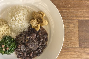Beyaz feijoada, maddeler ile çanak Brezilya geleneksel yemekler