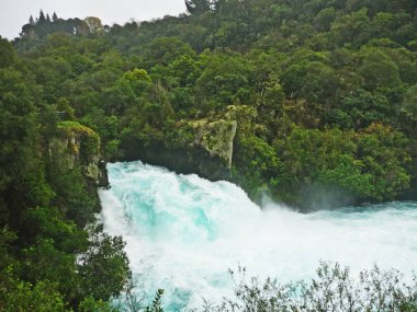 Huka Şelalesi, Yeni Zelanda