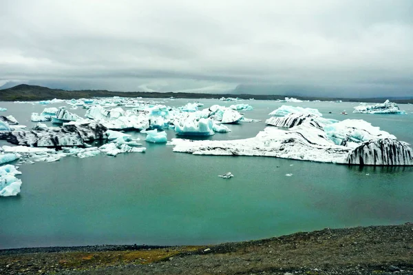 Yüzen icebergs ile jokulsalron Gölü, Izlanda