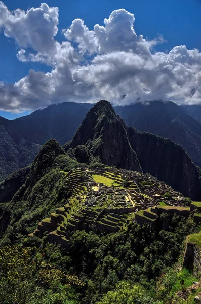 马丘比丘秘鲁 在山顶上的看法 — 图库照片