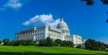 Capitol Washington DC fırtınalı bulutlar yukarıdaki bina.