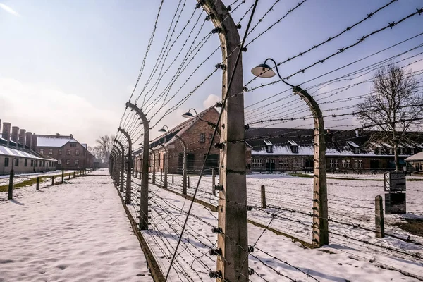 Auschwitz Oswiecim Polonya 2018 Bir Toplama Kampı Etrafında Dikenli Tel — Stok fotoğraf