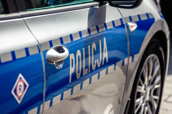 Carro Polícia Patrulha Com Sinal Polícia Porta — Fotografia de Stock