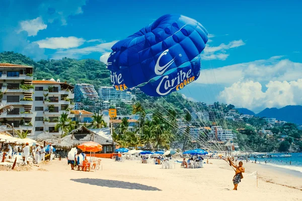 Puerto Vallarta Mexico Jun 2006 Summer View Sandy Beach Man — Stock Photo, Image