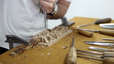 Doğrama Atölyesi, esnaf el ile ahşap oyma 