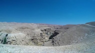 Kanyon Wady Kelt Nehri yakınında Sfantul Gheorghe Hozevitul (Saint George) Manastırı, Pustynia Judzka