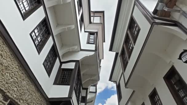 Umzug Unter Traditionellen Ohrid Häusern Mazedonien — Stockvideo