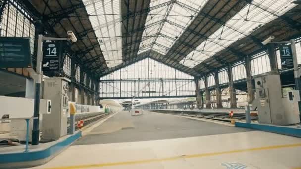 Paris France Vers Mai 2017 Métro Vide Gare Austerlitz — Video