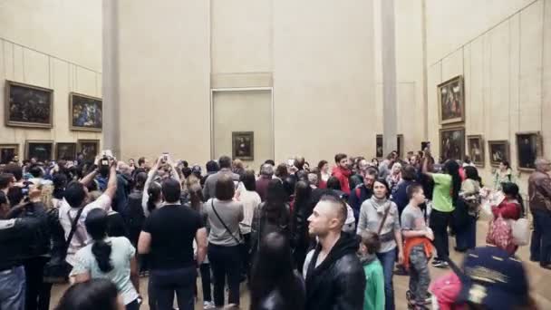 France Paris Circa Jun 2017 Tourists Visiting Art Gallery Louvre — Stock Video