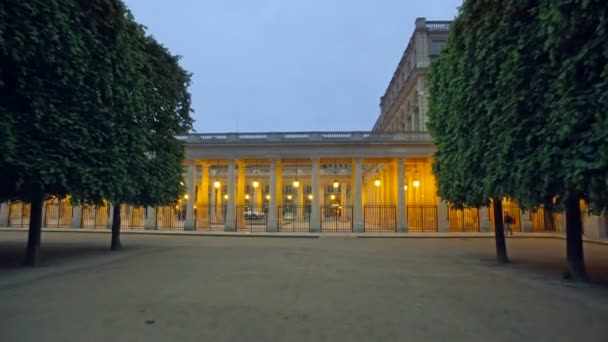 Paris Frankrike Augusti 2017 Paris Förlägger Palais Royal Arkitektoniskt Perspektiv — Stockvideo