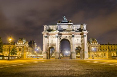 Işıklı Arc de Triomphe Paris, gece