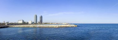 Port Olimpic - Barselona, İspanya, gece hayatının merkezi içinde gökdelenler Panoraması