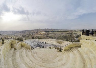 Doğu Kudüs silueti, Zeytin Dağı Mezarlığı ve Kaya Kubbesi