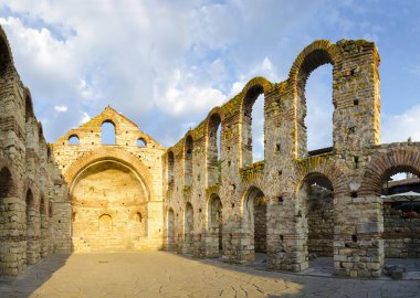 Aziz Sofya Kilisesi Nesebar, Bulgaristan. Nesebar bir antik kenti ve Bulgar Karadeniz COA'ları üzerinde büyük deniz tatil biridir