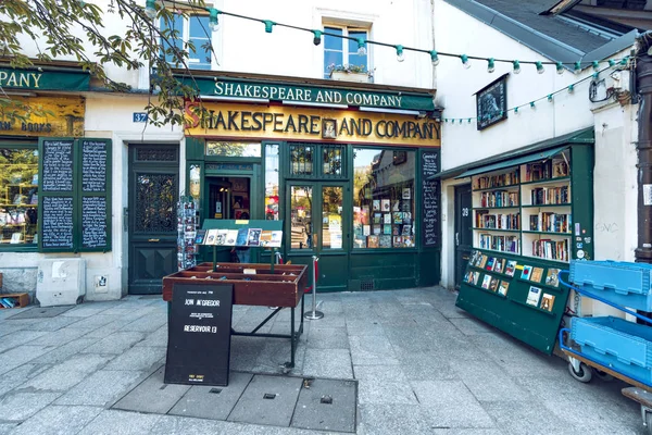 Paris Frankreich Mai 2017 Eine Alte Buchhandlung Einer Ruhigen Ecke — Stockfoto