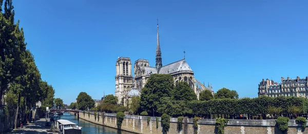 Katedra Notre Dame Paryżu Wiosnę Mostu Zwany Pont Archeveche — Zdjęcie stockowe