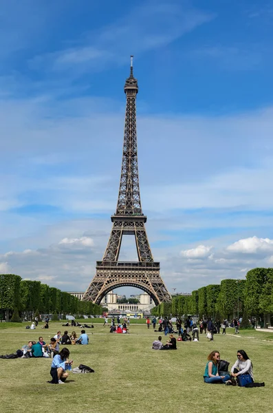Paris Frankreich Mai 2017 Blick Auf Menschen Der Nähe Des — Stockfoto