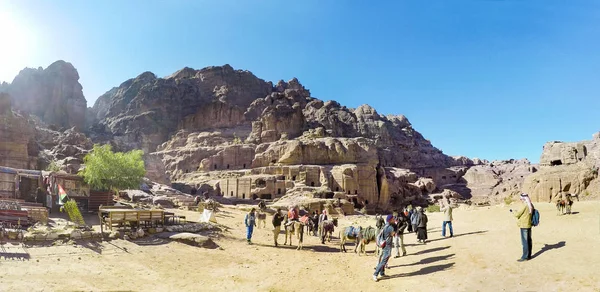 Petra Jordan Circa Jan 2017 Visita Turística Montanhas Petra Jordânia — Fotografia de Stock