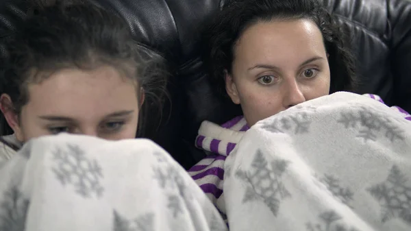 Two Sisters Sofa Watching Scary Horror Blanket — Stock Photo, Image