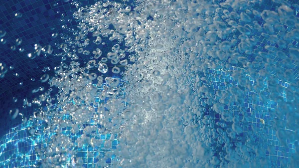 Burbujas Agua Cristalina Azul Fresca Piscina Termal — Foto de Stock