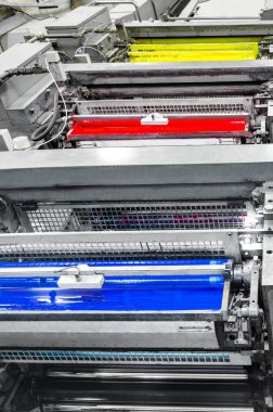 ofset makinesi basın Çeşme birim ve cmyk renkli