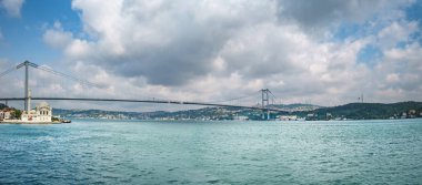 Ortaköy Camii, İstanbul 'un Avrupa Yakası üzerinde