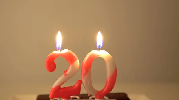 20Th Födelsedagstårta Och Blåsa Ljus — Stockfoto