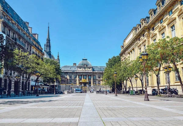 Portarna Till Cour Honneur Palais Justice Fasad Byggnader Place Louis — Stockfoto