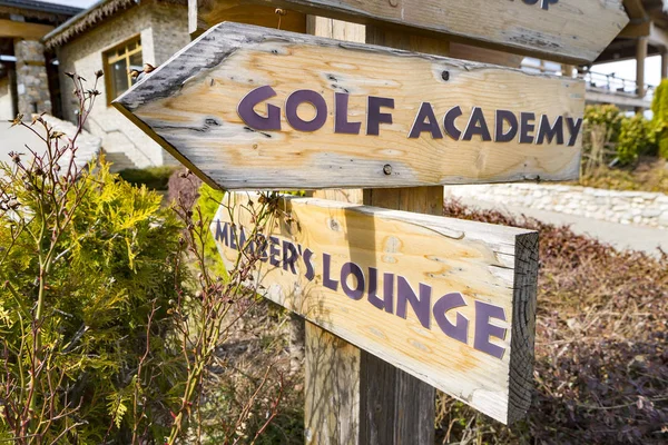 Imagem Conceitual Uma Placa Com Informações Sobre Campo Golfe Nas — Fotografia de Stock