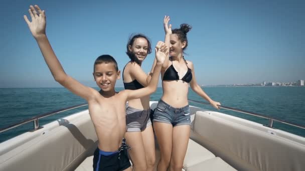 Young Cheerful People Having Fun Boat Party Happy Friends Enjoying — Stock Video