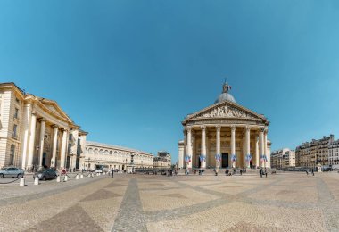 Paris, Fransa - 05 Mayıs, 2017: Panorama Paris Pantheon Binası ve Meydanı Latin Quartier, Fransa