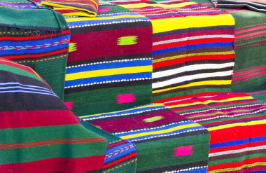 arka plan olarak dokulu eski kilim