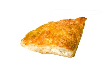 Burek izole beyaz arka plan üzerinde beyaz peynir ile