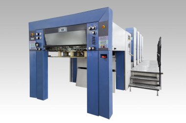 dört bölüm ofset makinesi basılmış. kırpma yolu ile izole