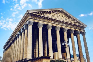 Paris Fransa din dış saat Le Madeleine Kilisesi summy sabah