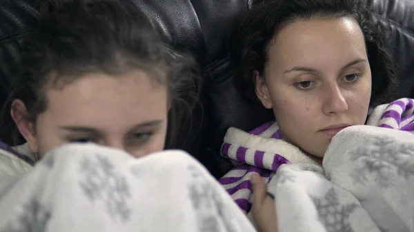 Two Sisters Sofa Watching Scary Horror Blanket — Stock Photo, Image