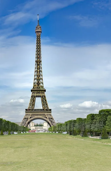 París Francia Circa Mayo 2017 Vista Icónica Torre Eiffel Durante — Foto de Stock