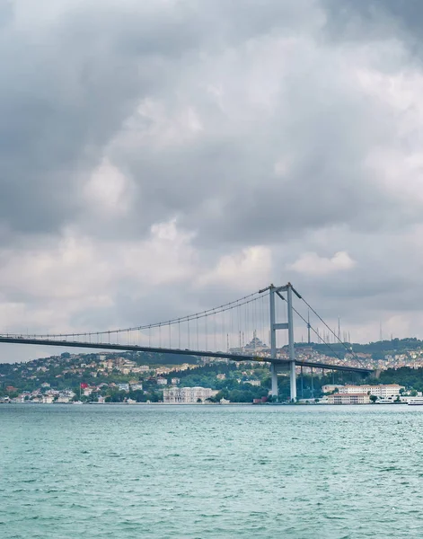 Boszporuszra Híd Isztambul Törökország Függőleges — Stock Fotó