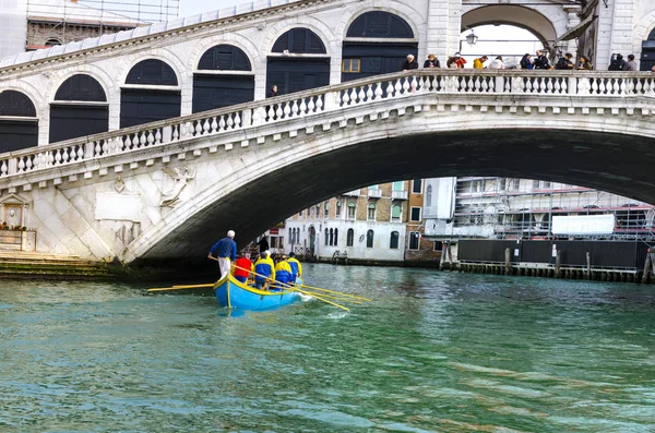 Venedig Italien Circa Mar 2016 Ruderteam Durint Training Canal Grande — Stockfoto